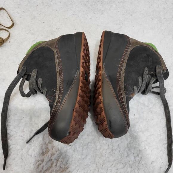 Boys Sorel shoes youth size 1 - Picture 4 of 7